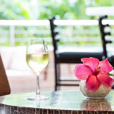 Courtyard By Marriott Waikiki Beach Honolulu Extérieur photo