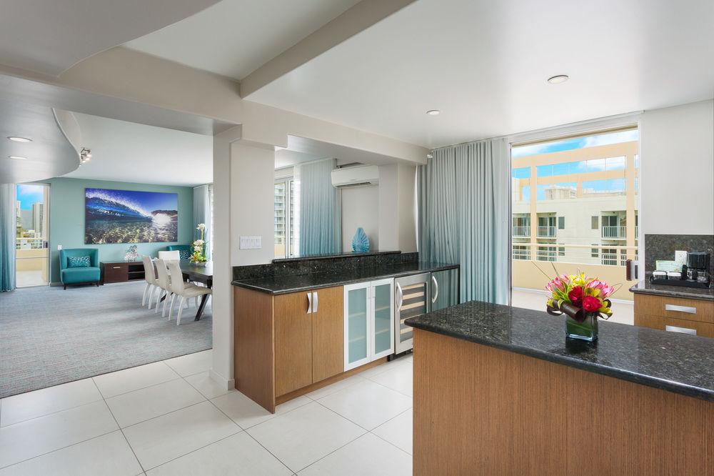 Courtyard By Marriott Waikiki Beach Honolulu Extérieur photo